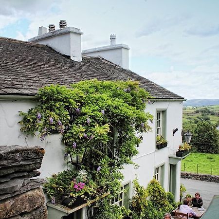 Hotel Mason'S Arms Bowland Bridge Esterno foto