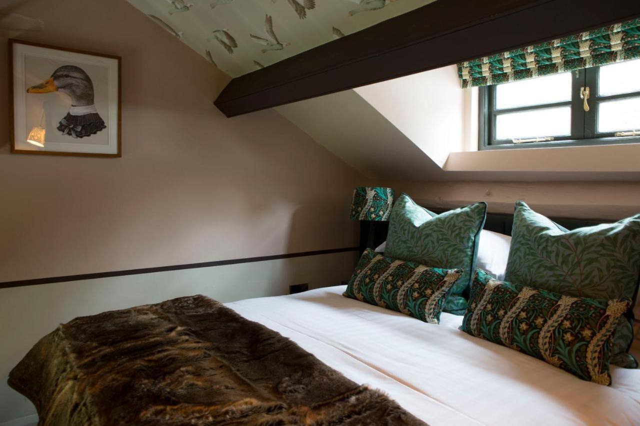 Hotel Mason'S Arms Bowland Bridge Esterno foto