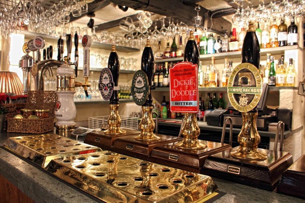 Hotel Mason'S Arms Bowland Bridge Esterno foto